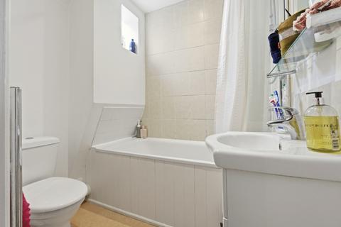 undefined, Avenue Road, Hertfordshire AL1
