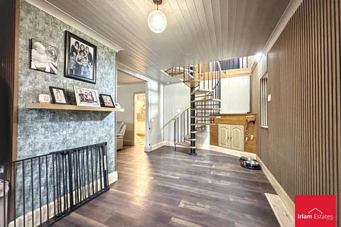 3 bedroom semi-detached house for sale, Allenby Road, Cadishead, M44
