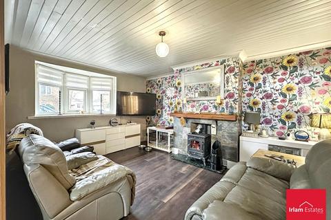 3 bedroom semi-detached house for sale, Allenby Road, Cadishead, M44
