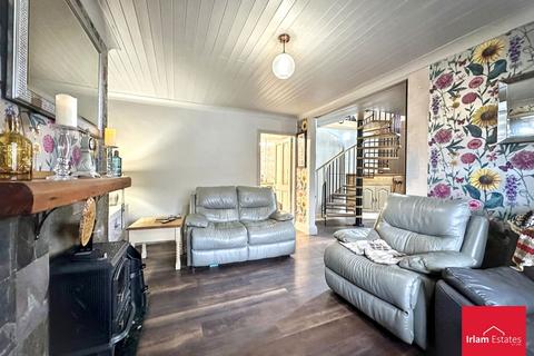 3 bedroom semi-detached house for sale, Allenby Road, Cadishead, M44