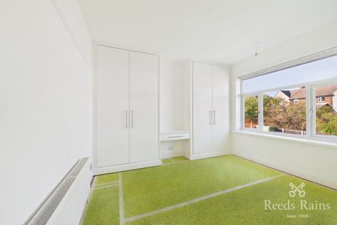 3 bedroom semi-detached house for sale, Southey Green Road, Sheffield S5