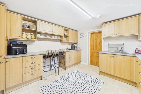 2 bedroom end of terrace house for sale, Cambridge Street, Cambridgeshire PE19