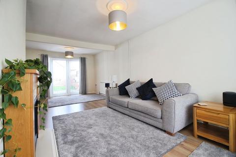 undefined, Shenton Close, Swindon SN3
