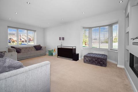 4 bedroom detached house for sale, Birch Tree Drive, Preston PR1