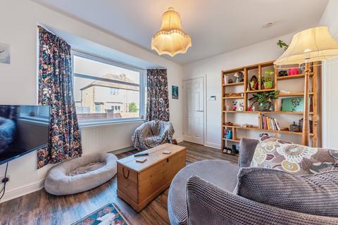 3 bedroom semi-detached house for sale, Marton Road, Newark, NG24