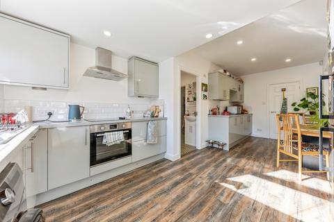 3 bedroom semi-detached house for sale, Marton Road, Newark, NG24