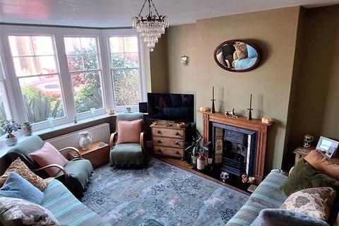 4 bedroom semi-detached house for sale, Browning Road, West Worthing, West Sussex, BN11
