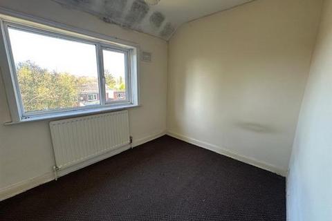 3 bedroom semi-detached house for sale, Parksway, Manchester