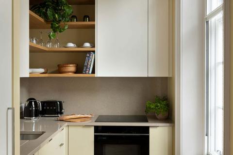 1 bedroom apartment to rent, Harley Street