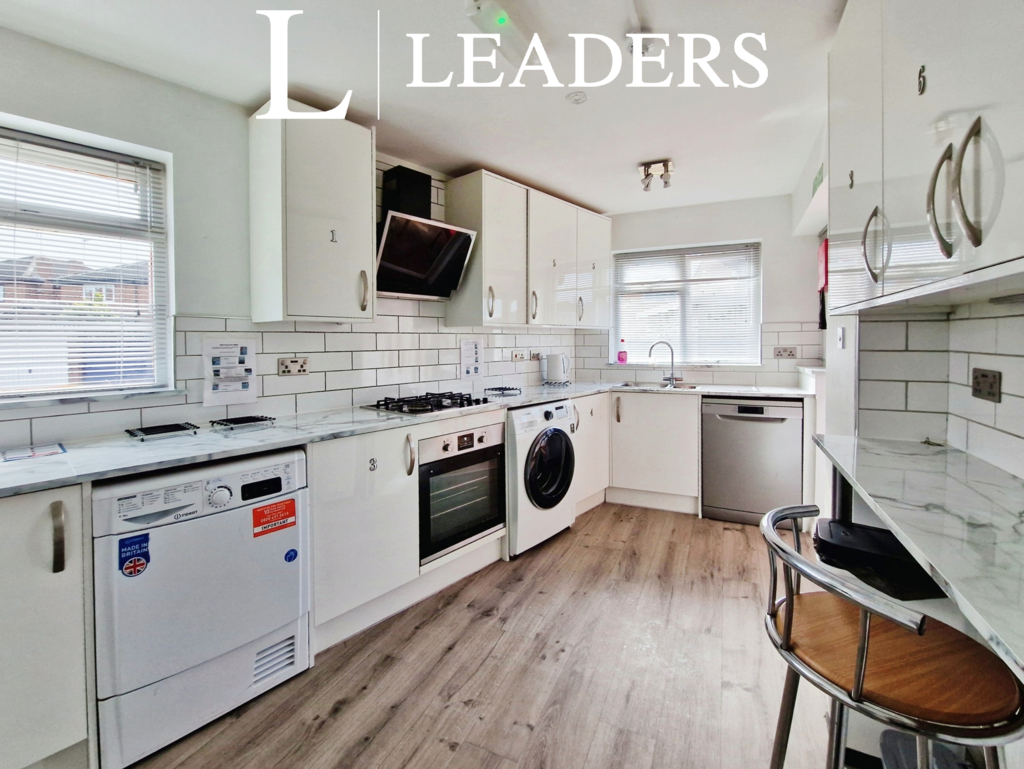 9f3ed180-Kitchen