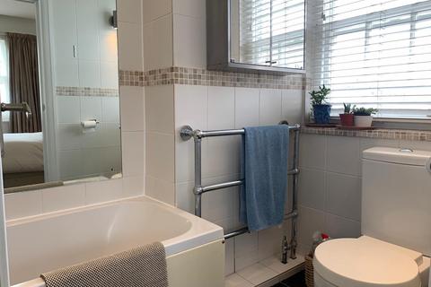 undefined, Kings Road, Brighton, BN1