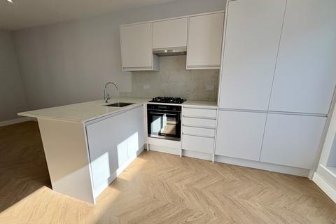2 bedroom flat to rent, Limes Grove, Lewisham, SE13