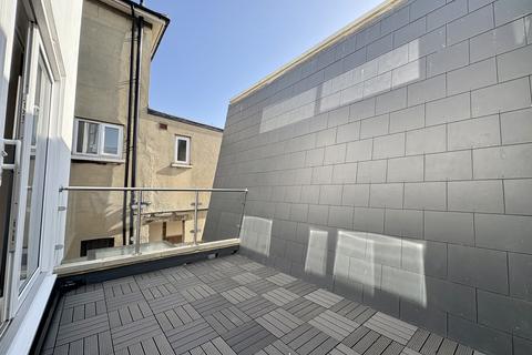 2 bedroom flat to rent, Limes Grove, Lewisham, SE13