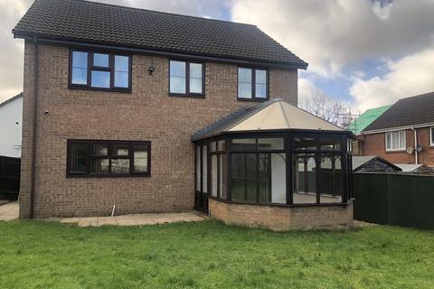 4 bedroom detached house to rent, Stockwell Road, Devizes SN10