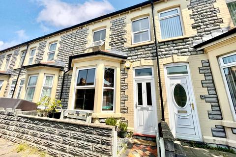 3 bedroom property to rent, Castleland Street, Barry, CF63