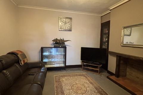 5 bedroom terraced house for sale, New Road, Llandovery, Carmarthenshire.