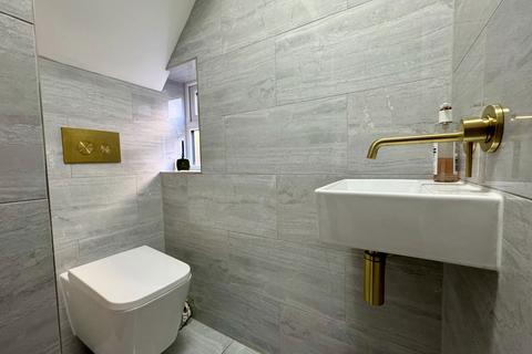 3 bedroom semi-detached house for sale, Meadway, Preston PR1