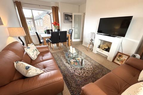 2 bedroom flat for sale, North Park Road, Bramhall