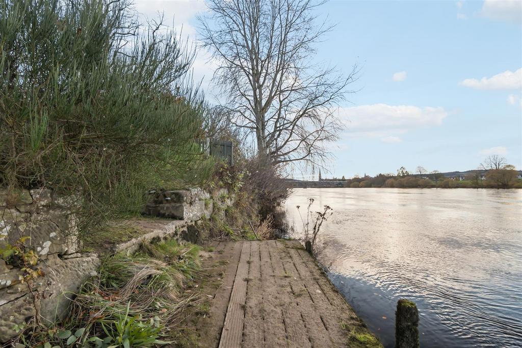 P1083785.jpg