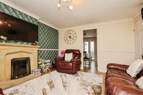 3 bedroom link detached house for sale, Broomy Close, Birmingham