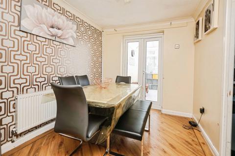 3 bedroom link detached house for sale, Broomy Close, Birmingham