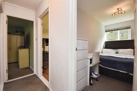 undefined, Junction Road, Warley, BRENTWOOD