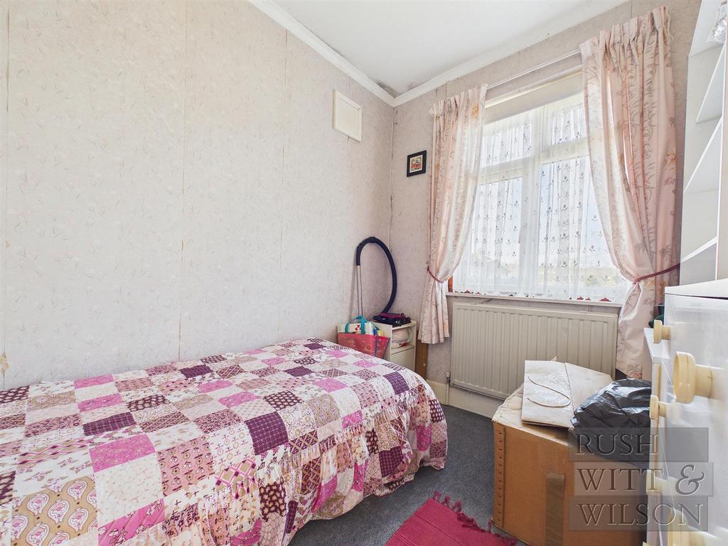 CAM03417 G0-PR0994-STILL002.jpg