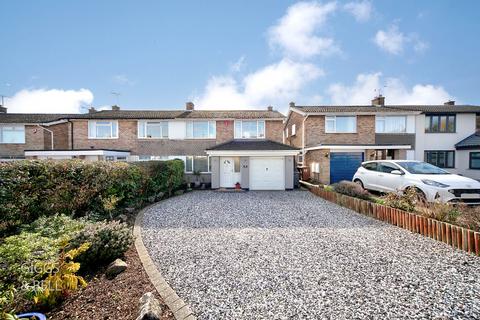 3 bedroom semi-detached house for sale, Cromwell Road, Stevenage, Hertfordshire, SG2