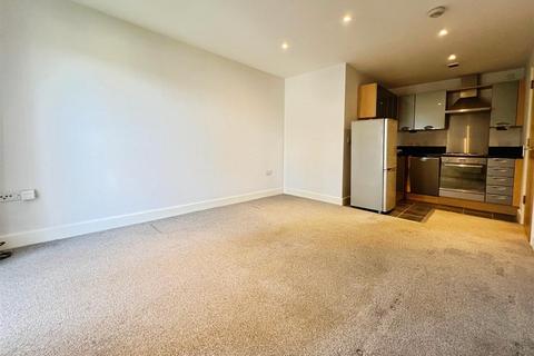 2 bedroom flat for sale, Harrogate Road, Bradford BD2