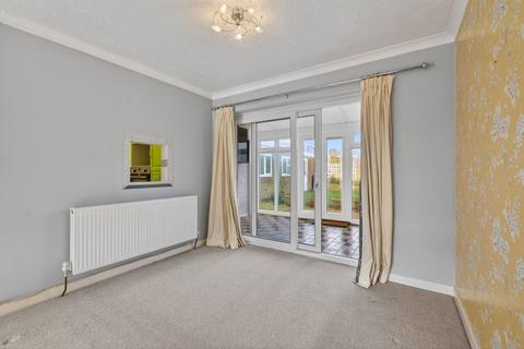 4 bedroom semi-detached house for sale, Cedar Way, Wellingborough NN8