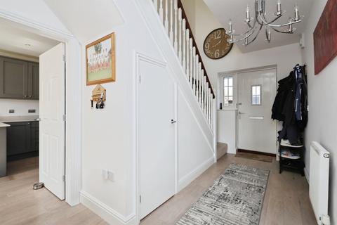 4 bedroom detached house for sale, Coach Barn Lane, Hailsham