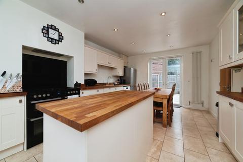 undefined, Admiral Walker Road, Beverley