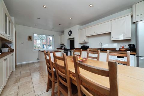 undefined, Admiral Walker Road, Beverley