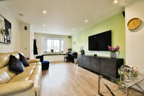undefined, Aylesbury Close, Altrincham, WA14