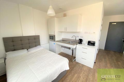 Studio to rent, Moorfields, Liverpool L2