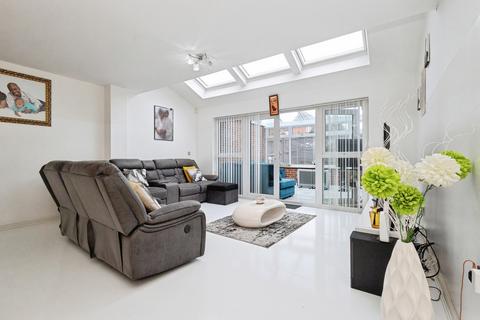 undefined, Elm Way, Chadderton, Oldham, Greater Manchester, OL9
