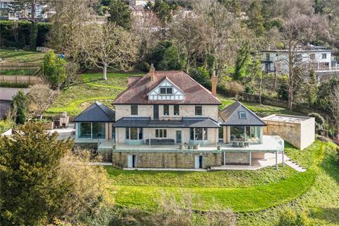 Cleeve Hill, Cheltenham, Gloucestershire, GL52