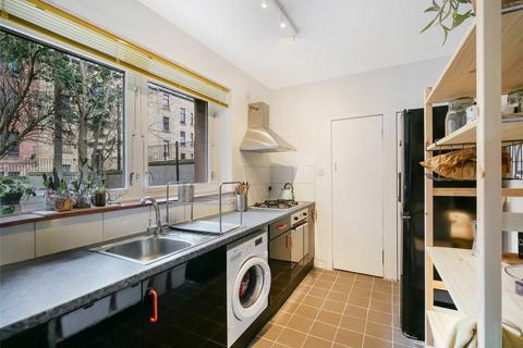 3 bedroom flat for sale, Hollybrook Street, Govanhill, Glasgow, G42
