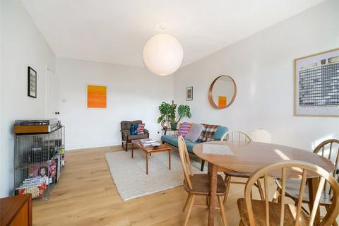 3 bedroom flat for sale, Hollybrook Street, Govanhill, Glasgow, G42