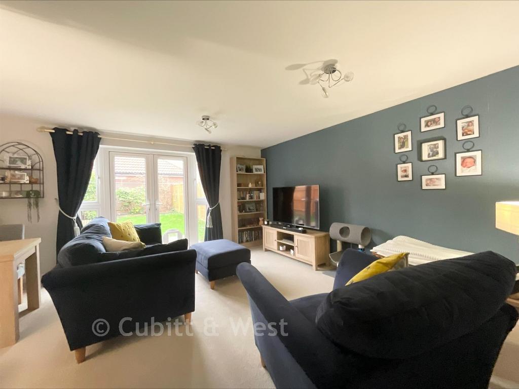 Lounge 2