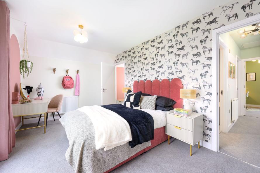 Marleigh Park, 5 bedroom show home, bedroom
