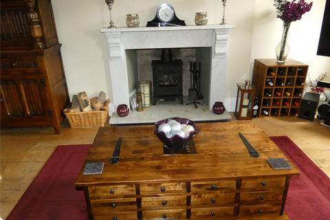 undefined, The Square, Buxton, Derbyshire, SK17