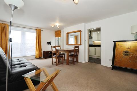 2 bedroom flat for sale, Salisbury Park, Downend, Bristol, BS16