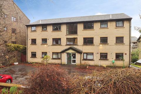 2 bedroom flat for sale, Corbar Road, Buxton, Derbyshire, SK17