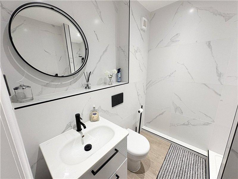 Ensuite