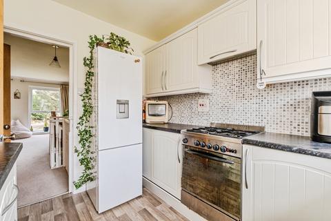 2 bedroom flat for sale, Shelley Court, Cheadle Hulme, Cheshire, SK8