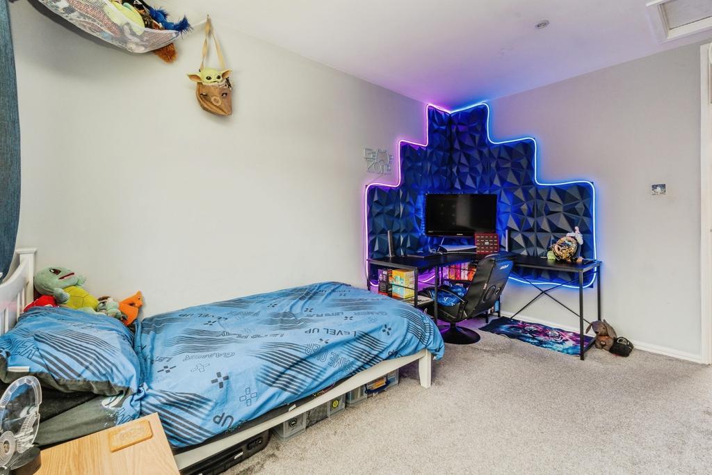 Pbox-IMG.jpg