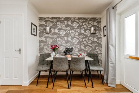 2 bedroom flat for sale, Thornfield Grove, Cheadle Hulme, Cheadle, Greater Manchester, SK8