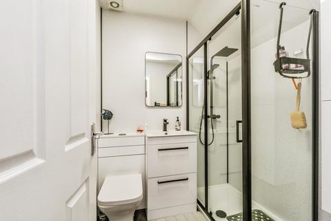 2 bedroom flat for sale, Thornfield Grove, Cheadle Hulme, Cheadle, Greater Manchester, SK8