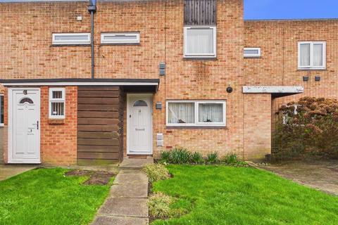 Falcon Drive, Stanwell, Surrey, TW19